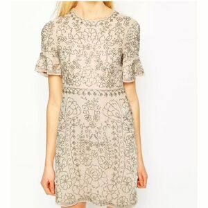 BNWT Needle &Thread dress size 6